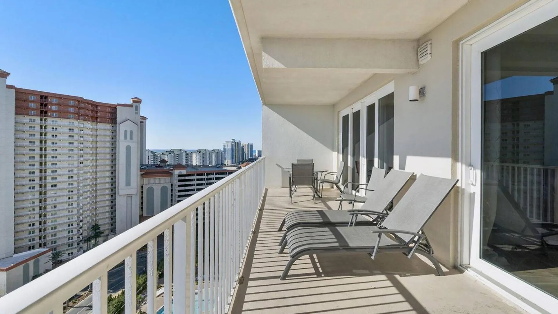 Апартаменты Laketown Wharf 1527 Панама-Сити